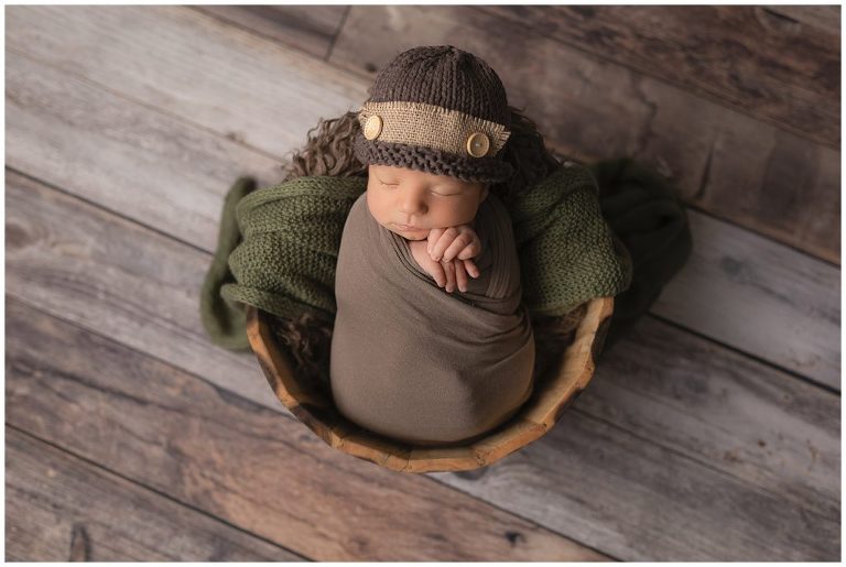 Newborn posed picture in Sierra Vista Arizona.