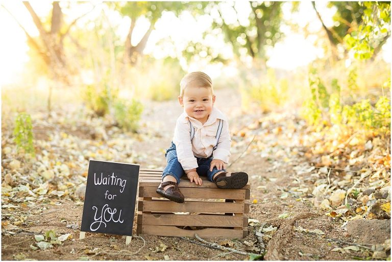 Early morning family photo session in Sierra Vista Arizona with Hannah Whaley Photography.