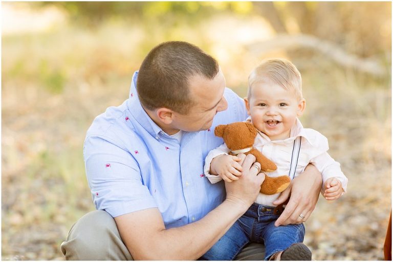 Early morning family photo session in Sierra Vista Arizona with Hannah Whaley Photography.