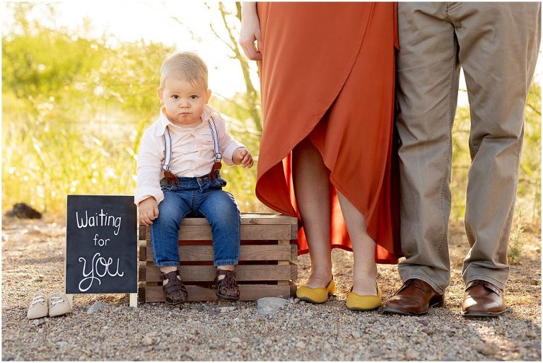 Early morning family photo session in Sierra Vista Arizona with Hannah Whaley Photography.